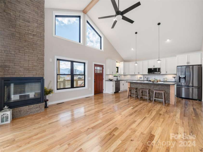 154 Aster Ridge Drive, Waynesville, NC 28786.  MLS# CAR4205694, YatesRealty ID 22279. 