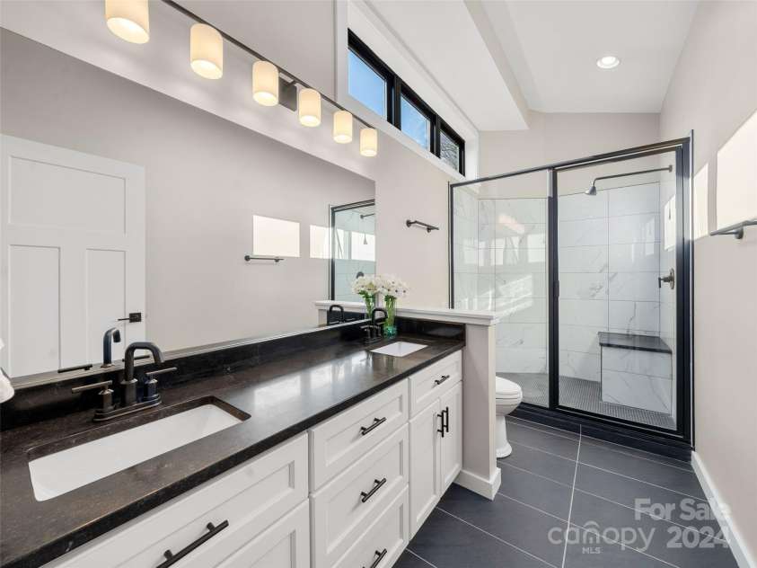 154 Aster Ridge Drive, Waynesville, NC 28786.  MLS# CAR4205694, YatesRealty ID 22279. 