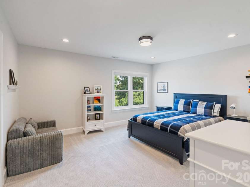 18003 Lochcarron Lane, Cornelius, NC 28031.  MLS# CAR4377616, YatesRealty ID 22279. Bedroom #3