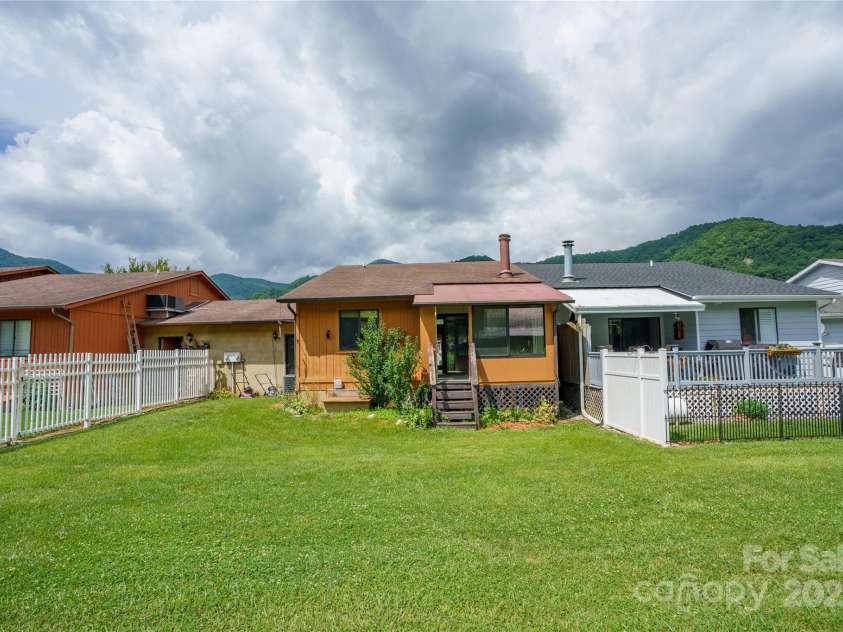 94 Market Street, Maggie Valley, NC 28751.  MLS# CAR4277066, YatesRealty ID 2228. New roof  and mountain views