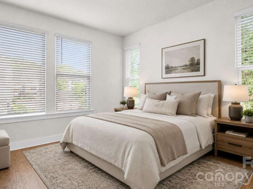 5003 York Park Lane, Charlotte, NC 28217.  MLS# CAR4377188, YatesRealty ID 22280. 