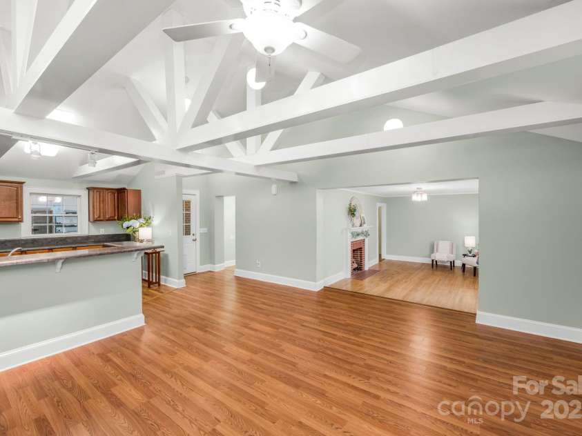 318 Peeler Street, Salisbury, NC 28146.  MLS# CAR4270125, YatesRealty ID 22281. Kitchen/Living Area