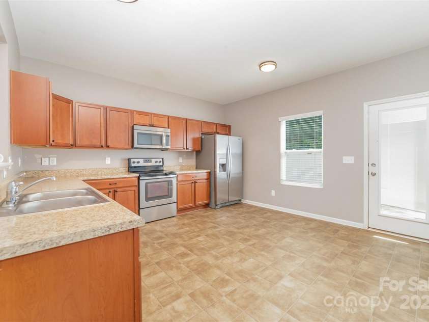 523 Smokehouse Lane, Albemarle, NC 28001.  MLS# CAR4273107, YatesRealty ID 22284. 