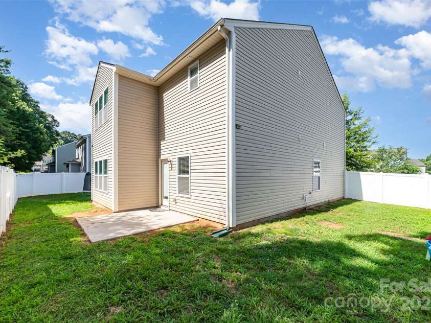 523 Smokehouse Lane, Albemarle, NC 28001.  MLS# CAR4273107, YatesRealty ID 22284. 