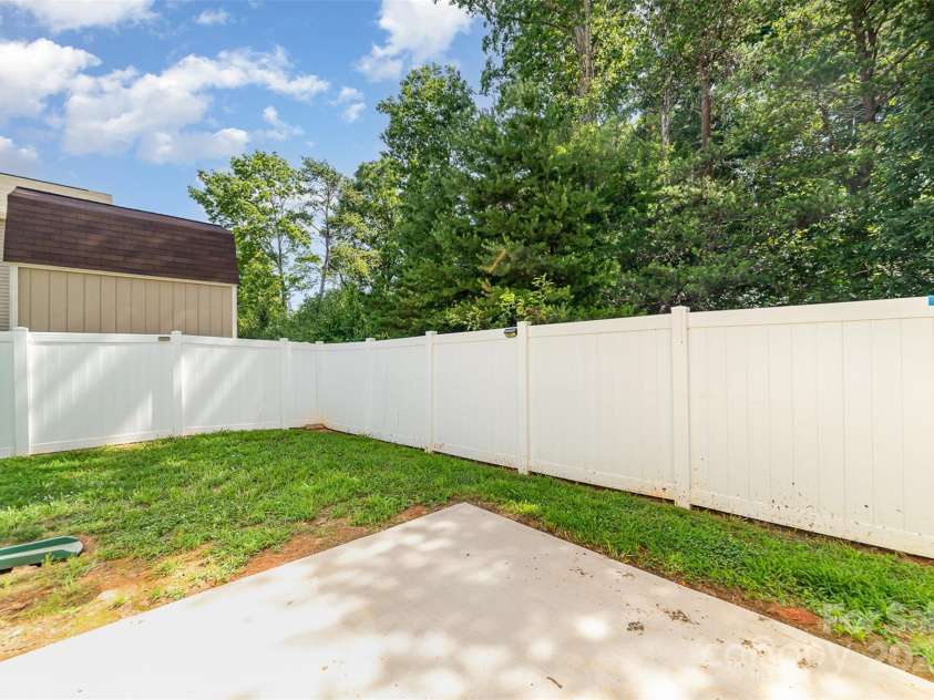 523 Smokehouse Lane, Albemarle, NC 28001.  MLS# CAR4273107, YatesRealty ID 22284. 