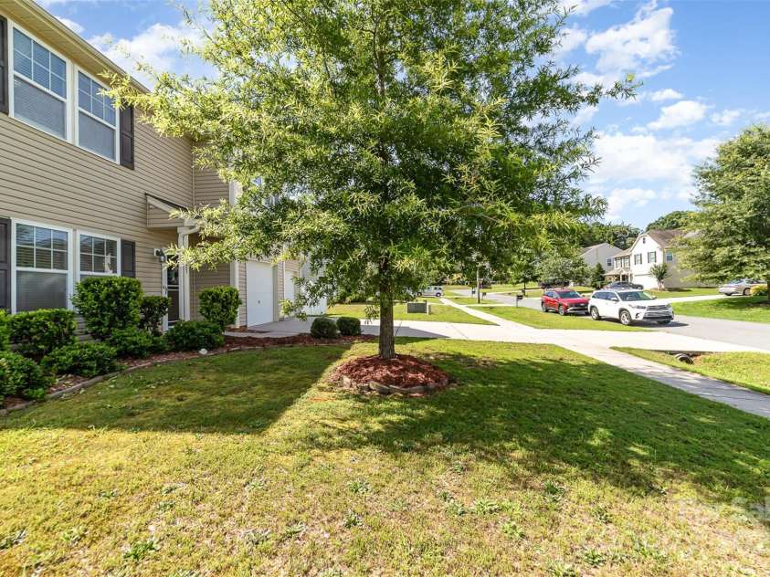 523 Smokehouse Lane, Albemarle, NC 28001.  MLS# CAR4273107, YatesRealty ID 22284. 