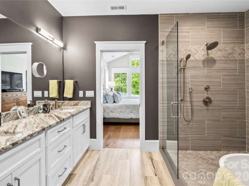 73 Starwood Valley Trail, Arden, NC 28704.  MLS# CAR4377343, YatesRealty ID 22284. 