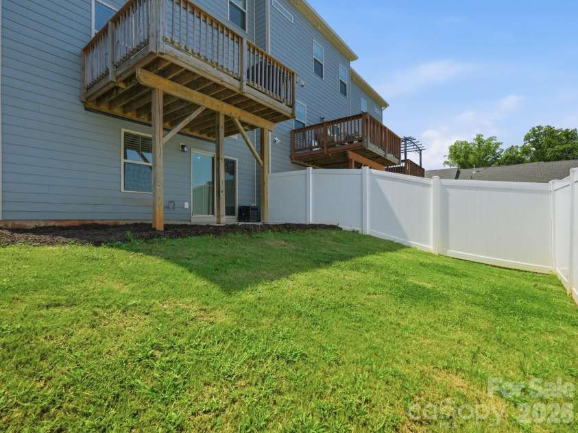 108 Helm Lane, Mooresville, NC 28117.  MLS# CAR4420878, YatesRealty ID 22285. Fenced yard