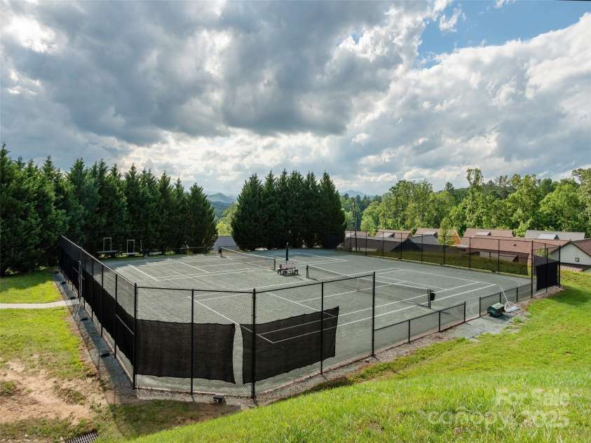 213 Sports Village Drive, Hendersonville, NC 28739.  MLS# CAR4269599, YatesRealty ID 22285. 