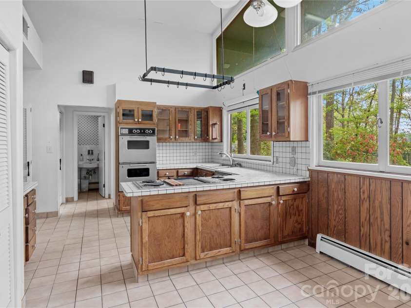 2051 Royall Drive, Winston Salem, NC 27106.  MLS# CAR4381495, YatesRealty ID 22287. 