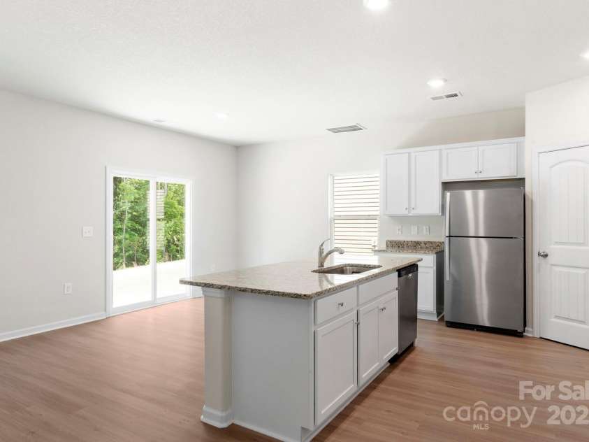 3340 Burberry Drive, Gastonia, NC 28052.  MLS# CAR4248459, YatesRealty ID 22287. 