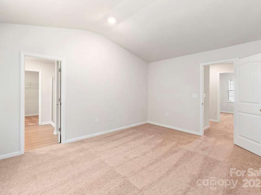 3340 Burberry Drive, Gastonia, NC 28052.  MLS# CAR4248459, YatesRealty ID 22287. 