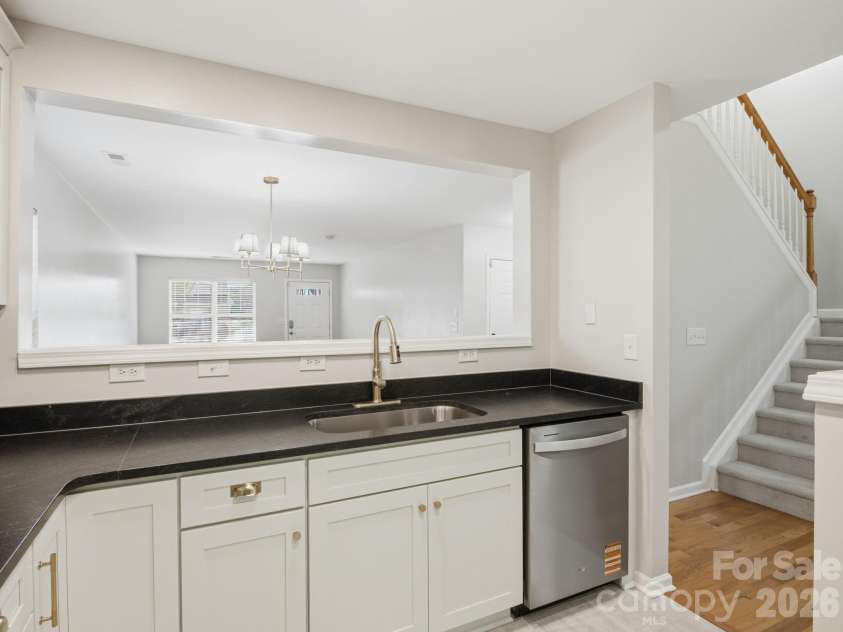 790 Rock Lake Glen, Fort Mill, SC 29715.  MLS# CAR4381481, YatesRealty ID 22288. 