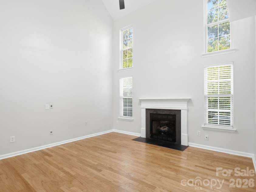 790 Rock Lake Glen, Fort Mill, SC 29715.  MLS# CAR4381481, YatesRealty ID 22288. 