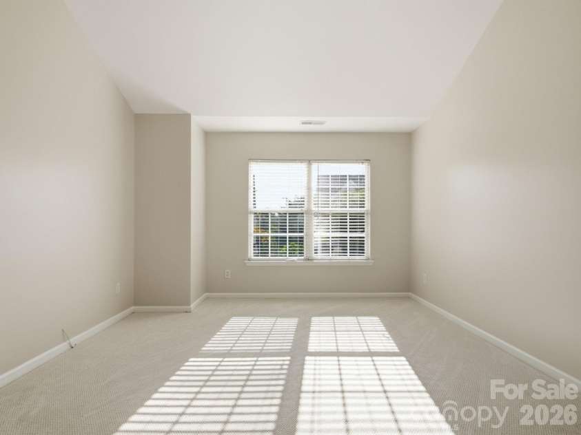 790 Rock Lake Glen, Fort Mill, SC 29715.  MLS# CAR4381481, YatesRealty ID 22288. 