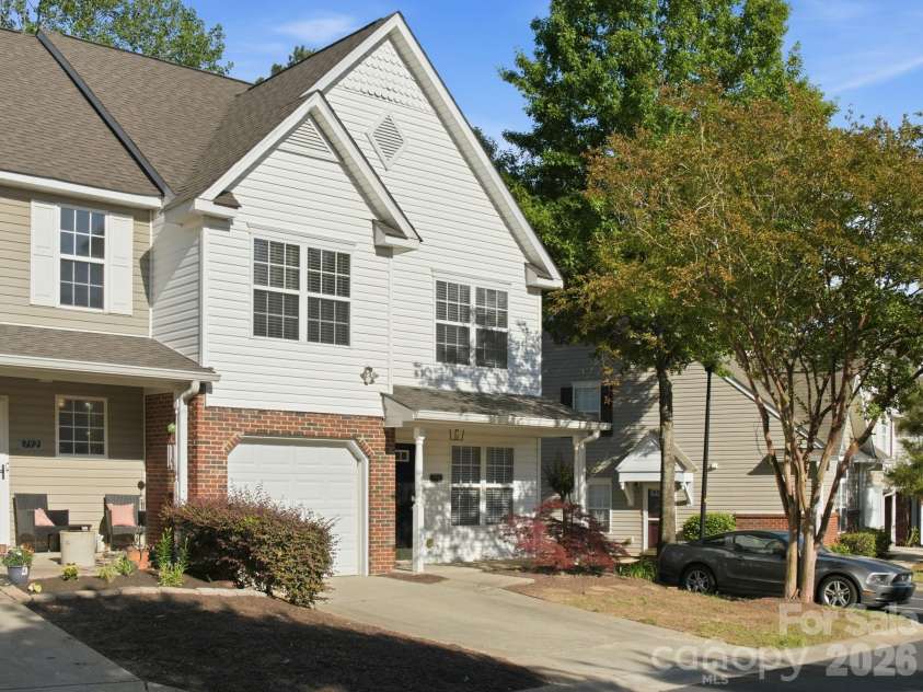790 Rock Lake Glen, Fort Mill, SC 29715.  MLS# CAR4381481, YatesRealty ID 22288. 