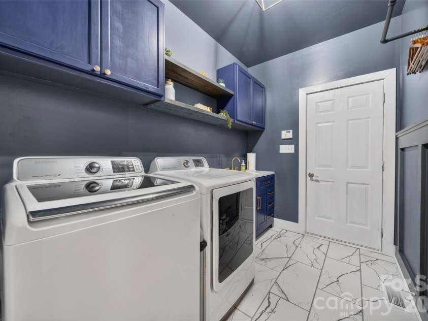 3507 Savannah Way, Monroe, NC 28110.  MLS# CAR4381080, YatesRealty ID 22289. Updated Laundry room
