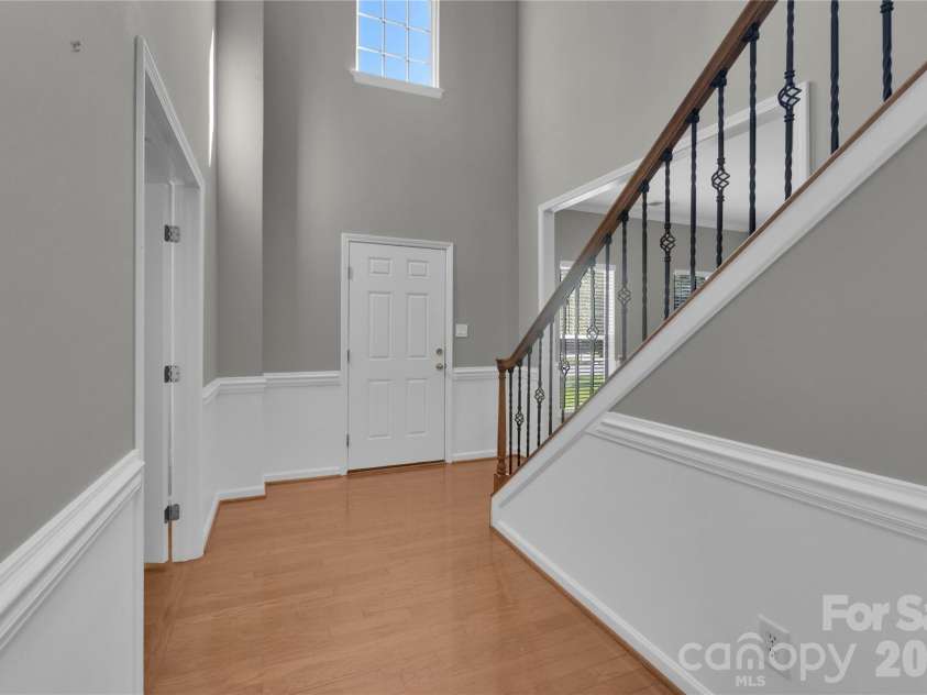 1007 Butterburr Drive, Matthews, NC 28104.  MLS# CAR4380724, YatesRealty ID 22290. 