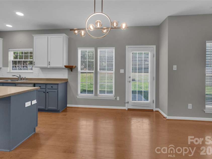 1007 Butterburr Drive, Matthews, NC 28104.  MLS# CAR4380724, YatesRealty ID 22290. 