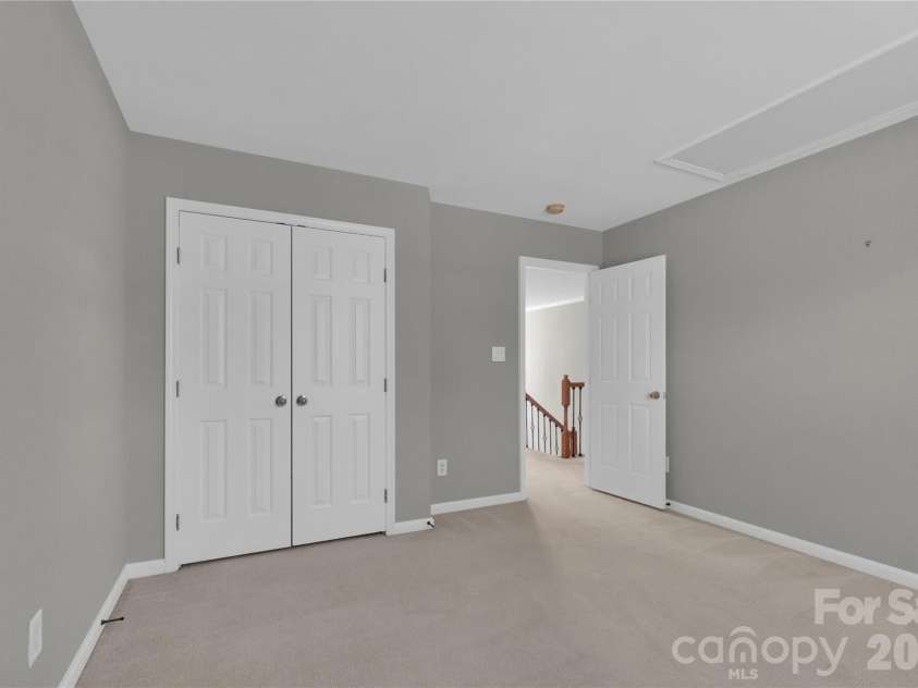 1007 Butterburr Drive, Matthews, NC 28104.  MLS# CAR4380724, YatesRealty ID 22290. 
