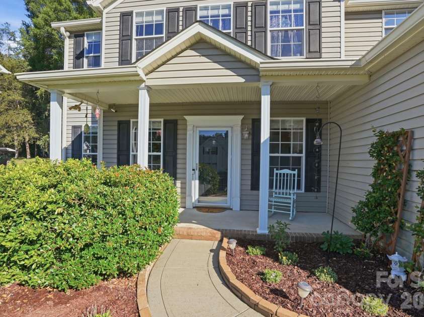 11519 Withers Mill Drive, Charlotte, NC 28278.  MLS# CAR4382106, YatesRealty ID 22291. 