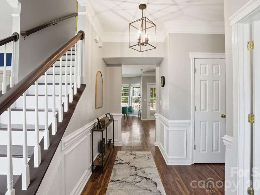11519 Withers Mill Drive, Charlotte, NC 28278.  MLS# CAR4382106, YatesRealty ID 22291. 
