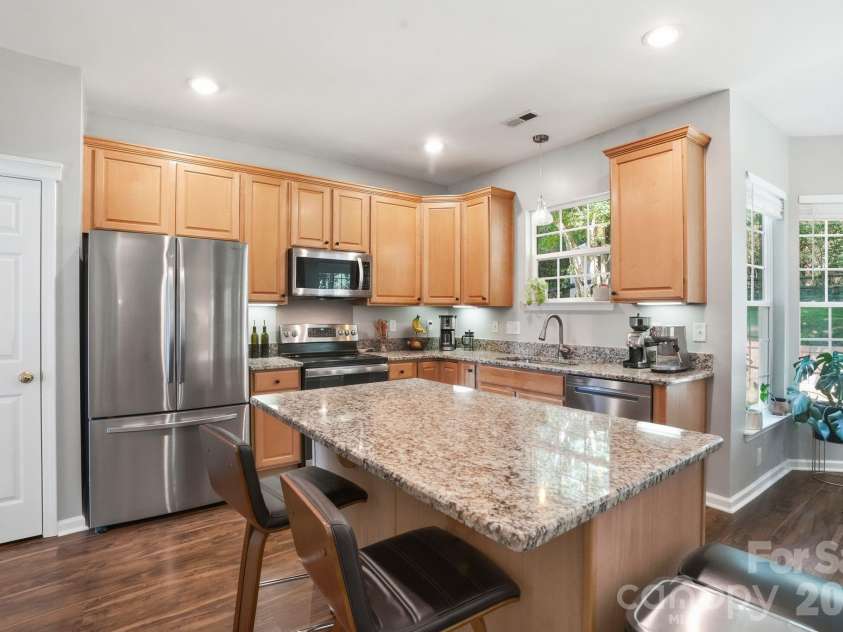 11519 Withers Mill Drive, Charlotte, NC 28278.  MLS# CAR4382106, YatesRealty ID 22291. 