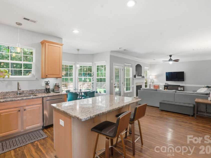 11519 Withers Mill Drive, Charlotte, NC 28278.  MLS# CAR4382106, YatesRealty ID 22291. 