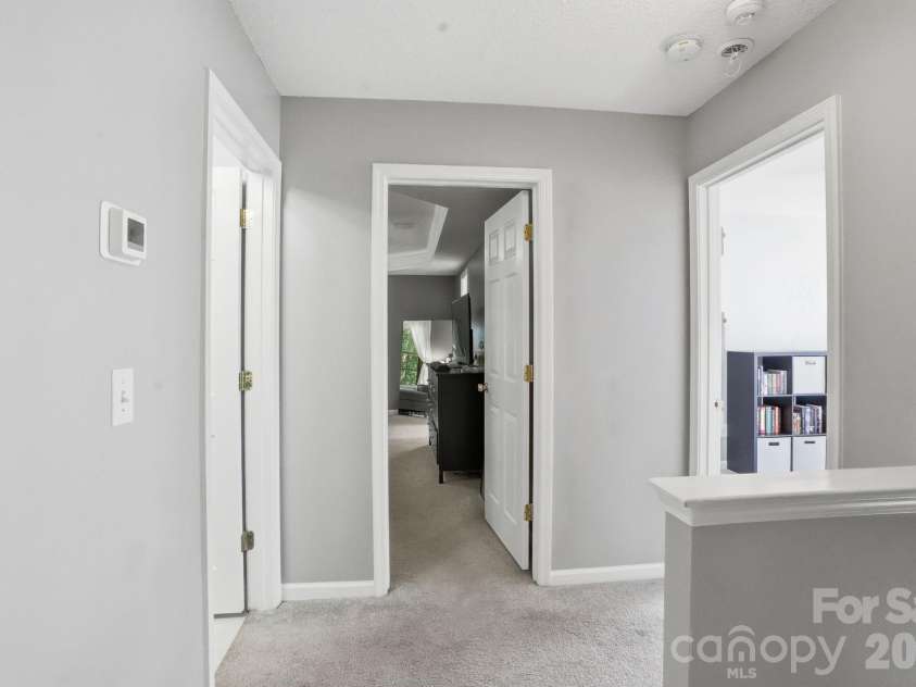 11519 Withers Mill Drive, Charlotte, NC 28278.  MLS# CAR4382106, YatesRealty ID 22291. 