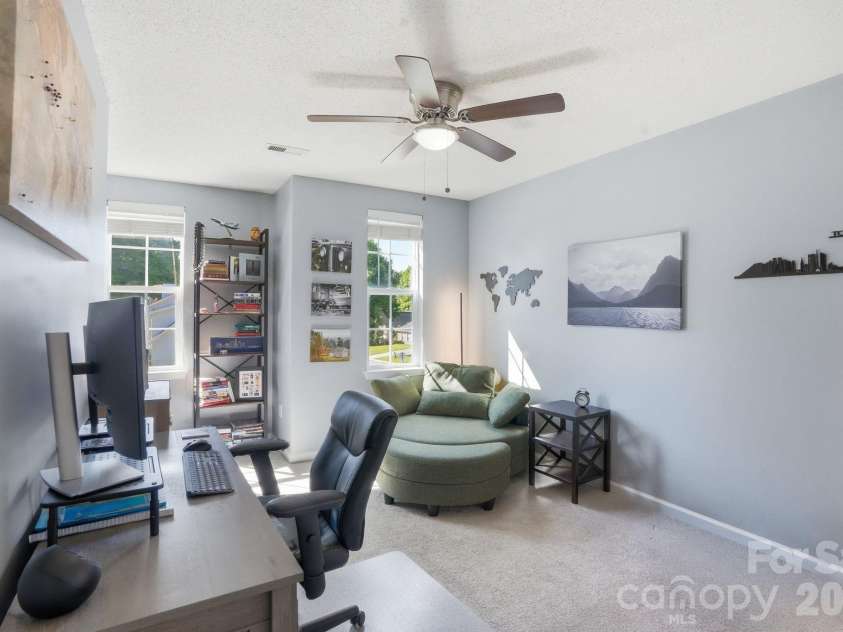 11519 Withers Mill Drive, Charlotte, NC 28278.  MLS# CAR4382106, YatesRealty ID 22291. 