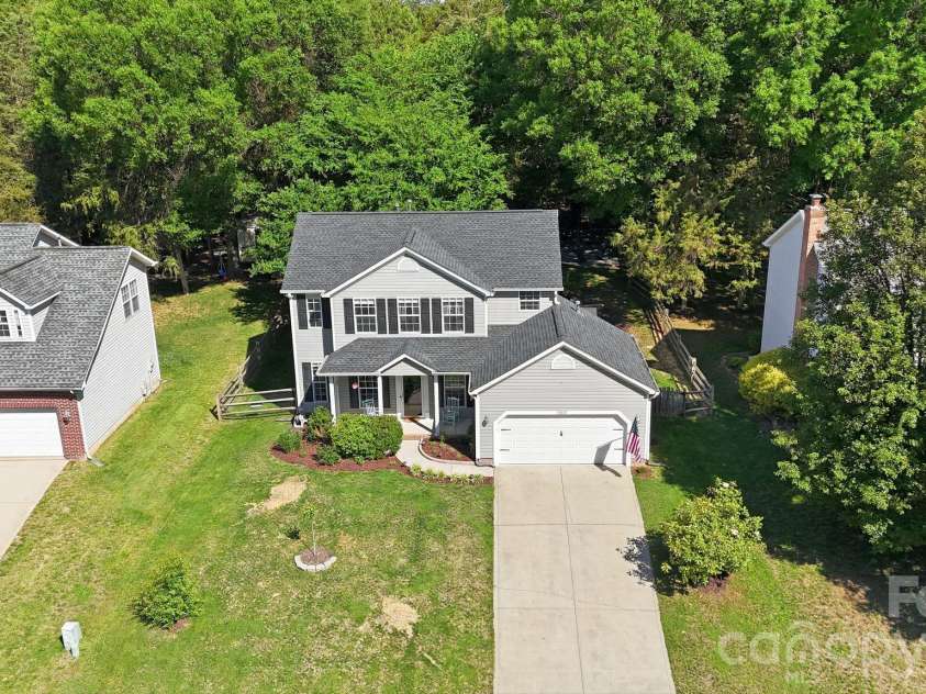 11519 Withers Mill Drive, Charlotte, NC 28278.  MLS# CAR4382106, YatesRealty ID 22291. 
