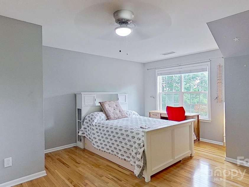 15215 Arleta Circle, Charlotte, NC 28277.  MLS# CAR4255540, YatesRealty ID 22292. 