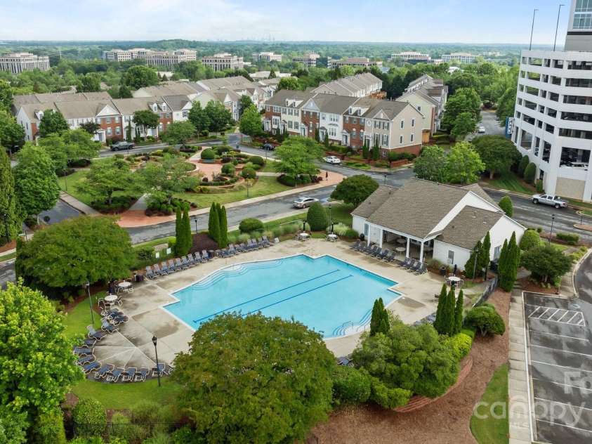 15215 Arleta Circle, Charlotte, NC 28277.  MLS# CAR4255540, YatesRealty ID 22292. 