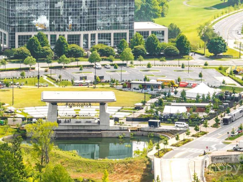 15215 Arleta Circle, Charlotte, NC 28277.  MLS# CAR4255540, YatesRealty ID 22292. 