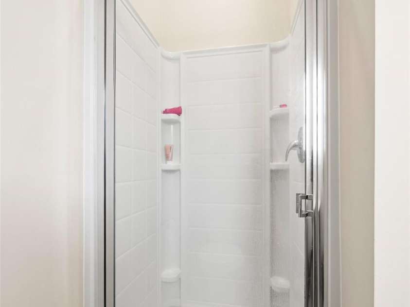9821 Longstone Lane, Charlotte, NC 28277.  MLS# CAR4382066, YatesRealty ID 22292. 