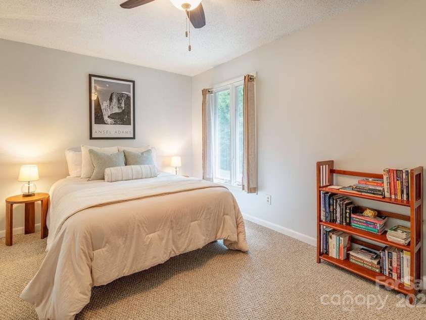 118 Colony Drive, Arden, NC 28704.  MLS# CAR4267052, YatesRealty ID 22293. 