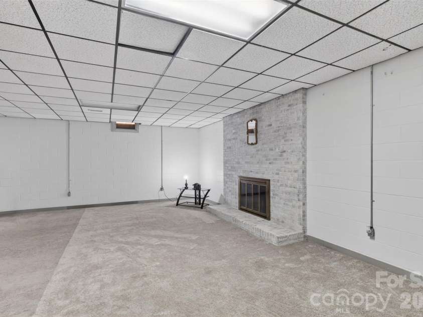 9807 Black Road, Midland, NC 28107.  MLS# CAR4381304, YatesRealty ID 22293. 