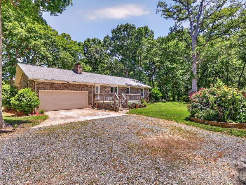 9807 Black Road, Midland, NC 28107.  MLS# CAR4381304, YatesRealty ID 22293. 