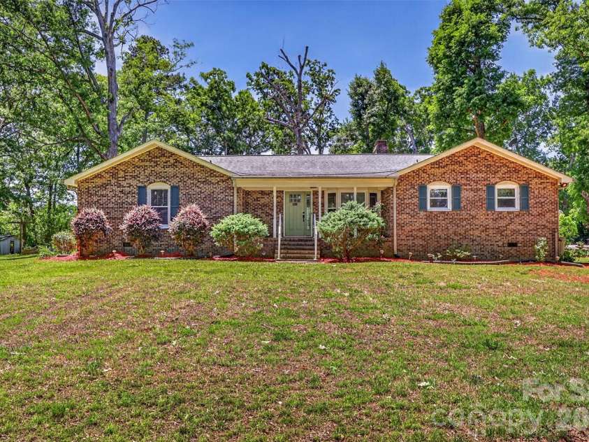 9807 Black Road, Midland, NC 28107.  MLS# CAR4381304, YatesRealty ID 22293. 