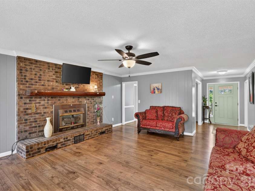 9807 Black Road, Midland, NC 28107.  MLS# CAR4381304, YatesRealty ID 22293. 