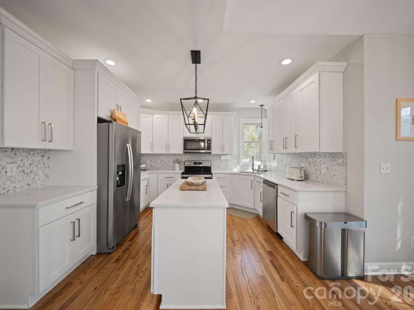 104 Black Hawk Ridge, Weaverville, NC 28787.  MLS# CAR4368591, YatesRealty ID 22294. 