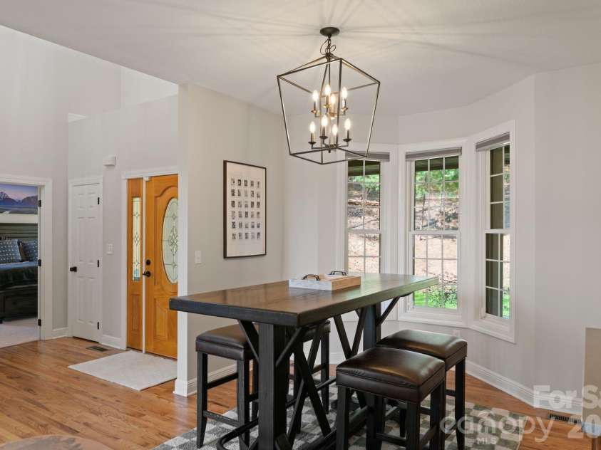 104 Black Hawk Ridge, Weaverville, NC 28787.  MLS# CAR4368591, YatesRealty ID 22294. 