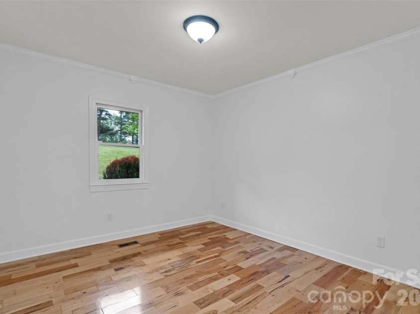 9 Squirrel Ridge Drive, Weaverville, NC 28787.  MLS# CAR4381425, YatesRealty ID 22295. Bedroom 2
