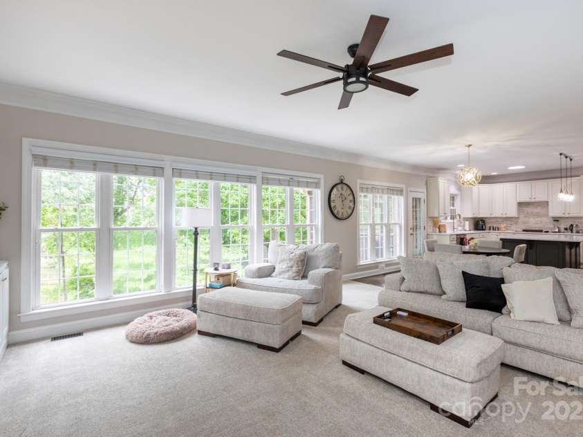 132 Parkside Lane, Mooresville, NC 28117.  MLS# CAR4261091, YatesRealty ID 22296. 