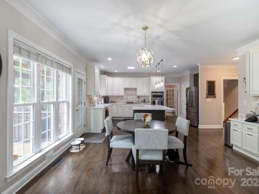 132 Parkside Lane, Mooresville, NC 28117.  MLS# CAR4261091, YatesRealty ID 22296. 