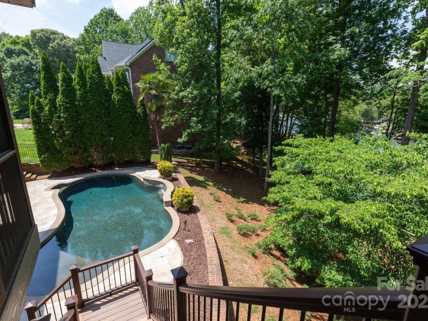 132 Parkside Lane, Mooresville, NC 28117.  MLS# CAR4261091, YatesRealty ID 22296. 