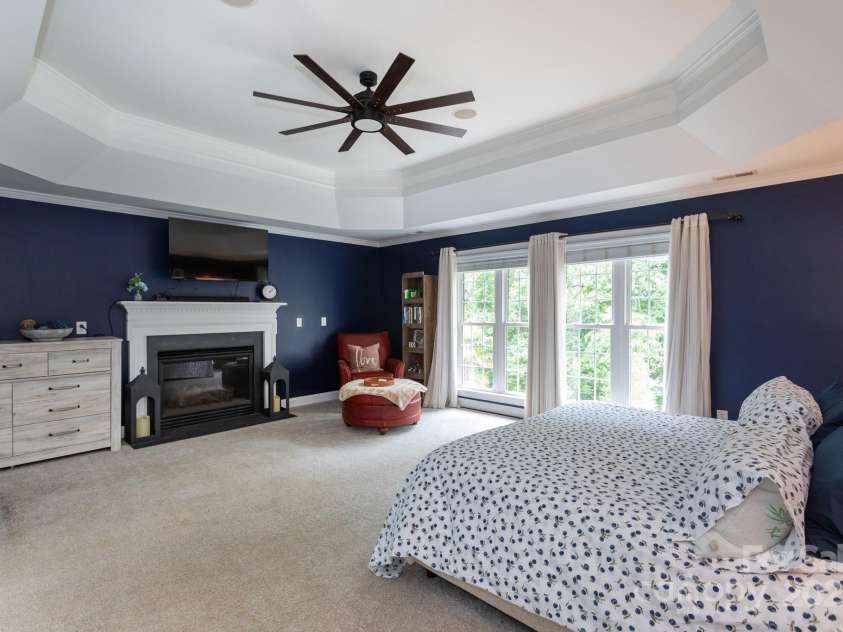 132 Parkside Lane, Mooresville, NC 28117.  MLS# CAR4261091, YatesRealty ID 22296. 