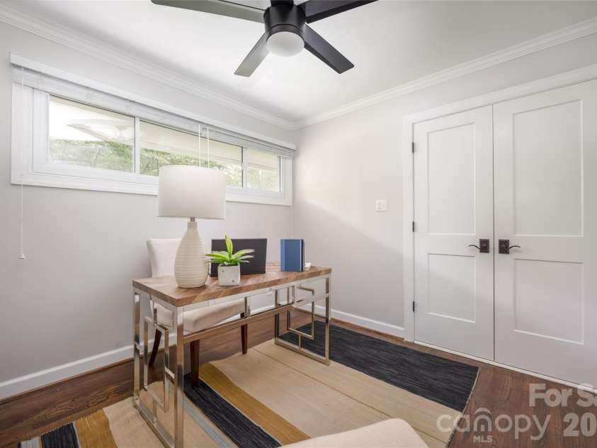 4601 General Pershing Drive, Charlotte, NC 28209.  MLS# CAR4379524, YatesRealty ID 22296. Secondary bedroom with closet