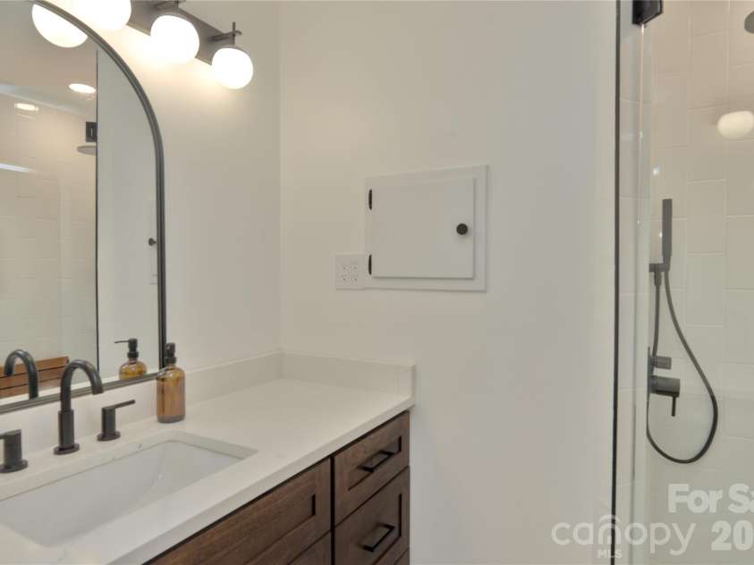 6870 Lowder Road, Salisbury, NC 28147.  MLS# CAR4368281, YatesRealty ID 22298. 2nd bath2