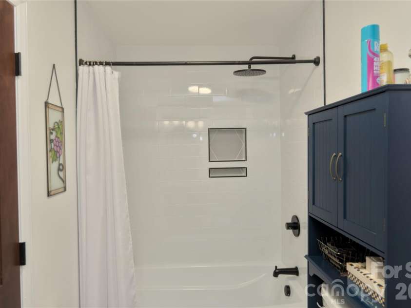 6870 Lowder Road, Salisbury, NC 28147.  MLS# CAR4368281, YatesRealty ID 22298. 3rd bath3